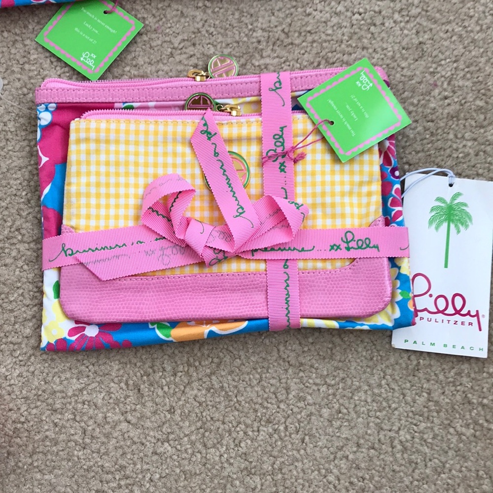 Lilly Pulitzer Cosmetic Case Set of Two - Picture 5 of 6